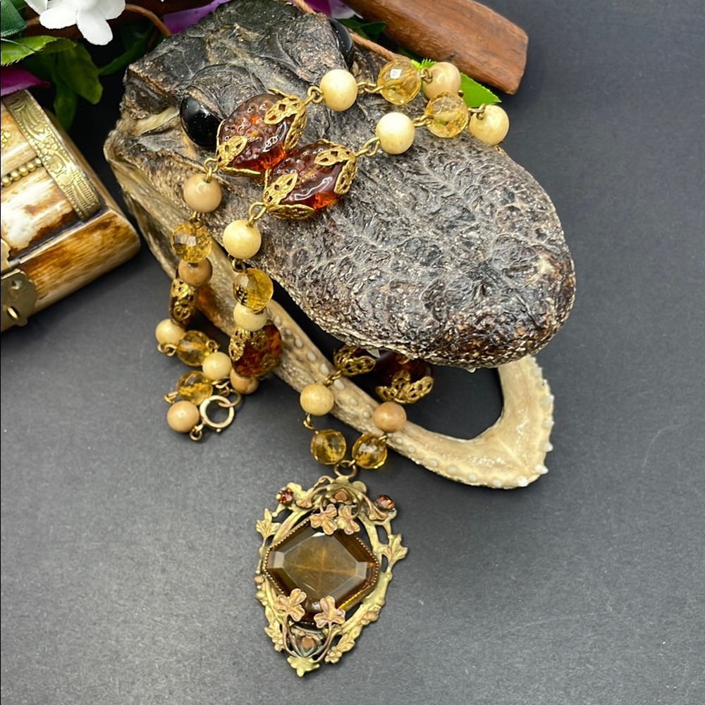 Czech glass necklace vintage B16🔥